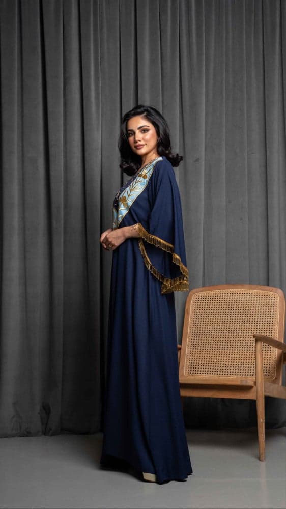 جلابية كحلي باكمام فخمة