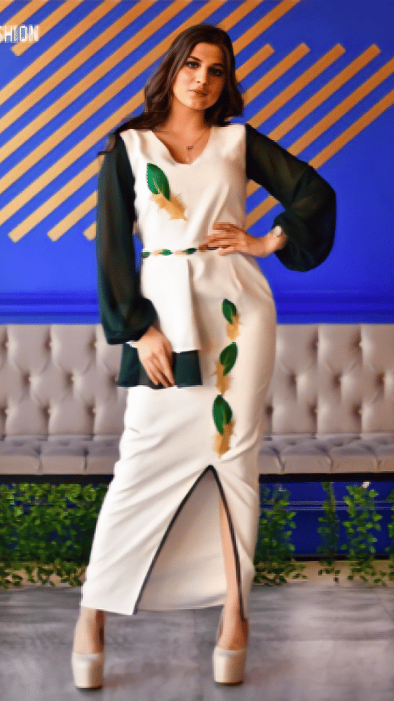 فستان مطرز طويل فخم