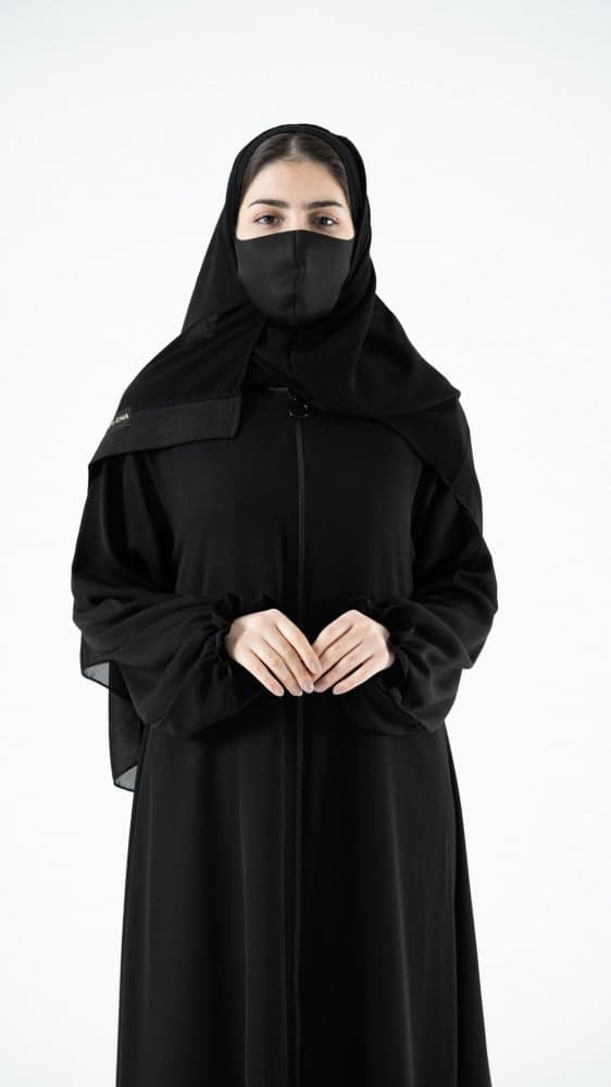 عباية بسحاب اسود وكم مزموم