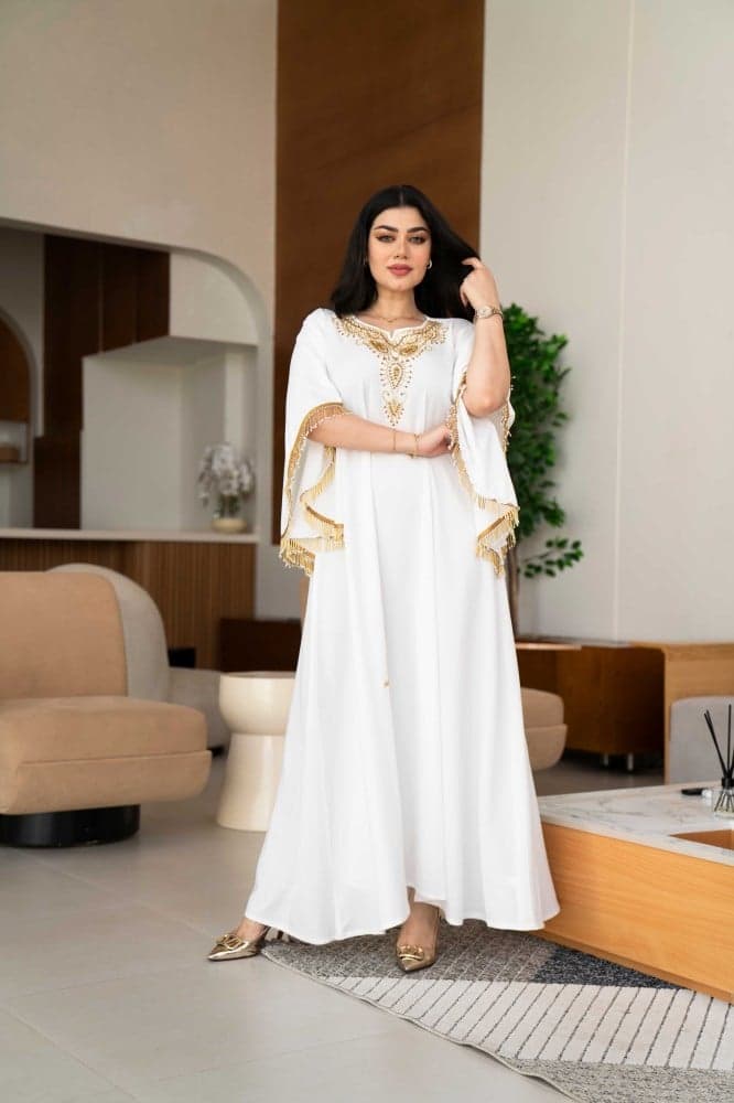 جلابية باكمام مزينة بكلفة