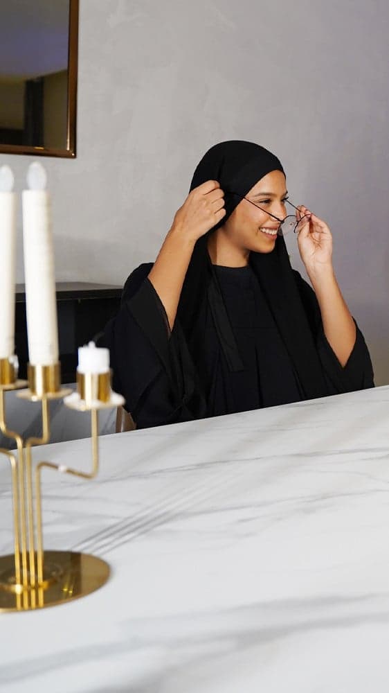 طرحة ربط ثابتة بمدخل نظارات