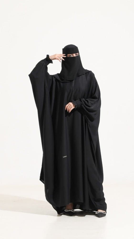 عباية بشت بكم مزموم وكشكه ناعمة