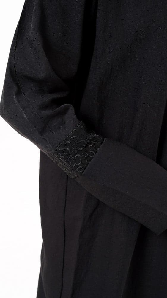 عباية بنقوش عربية