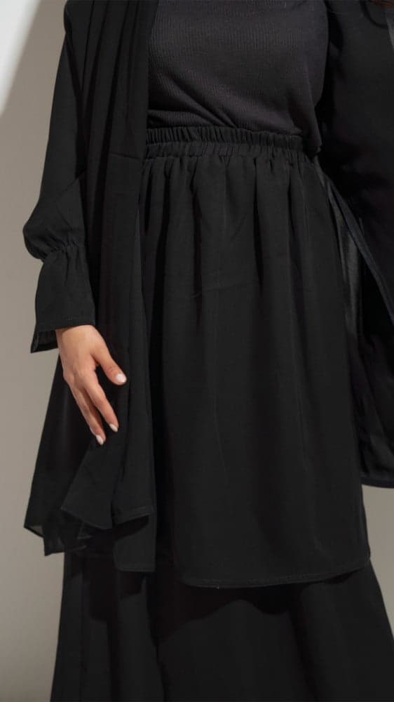 عبايه قطعتين ب3 طبقات واكمام مطاط