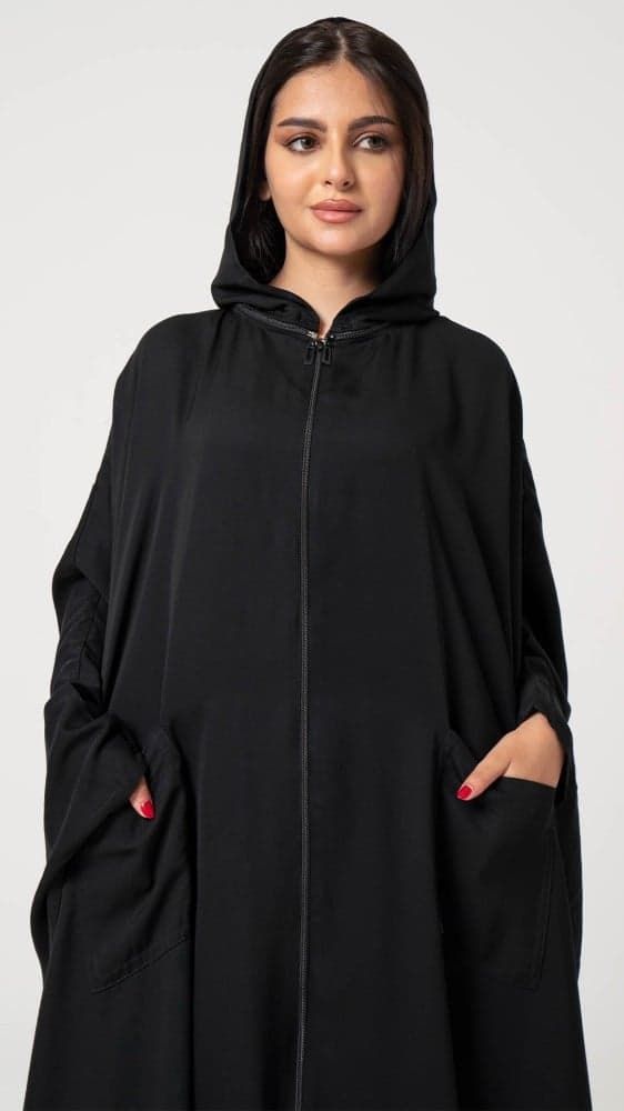 عباية قطعتين بقبعه