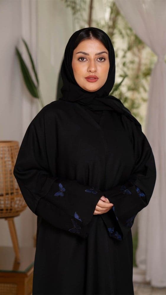 عباية باكمام متنوعه فراشات ألوان