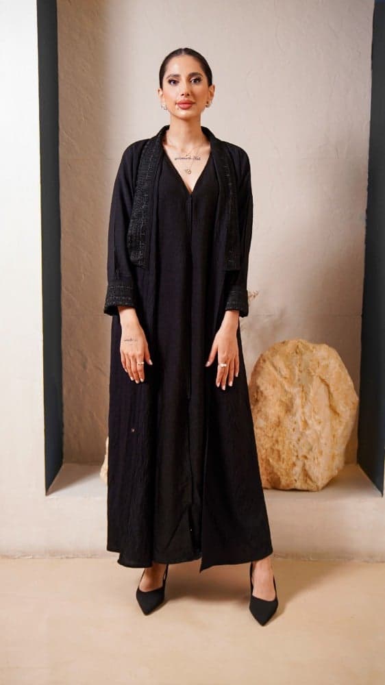 عباية كريب فستان مشبوك اسود