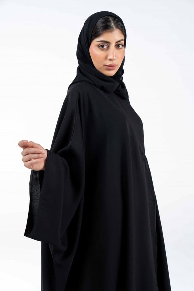 عباية طقطق بقصة منحنية