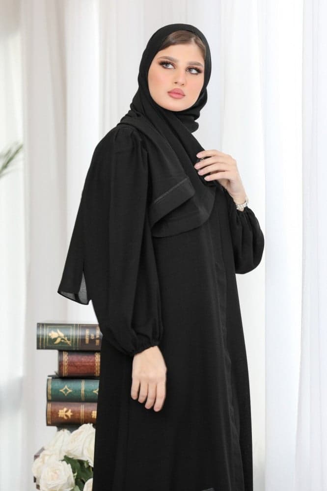 عبايه بكم فرنسي والاكتاف زينت بكسرات