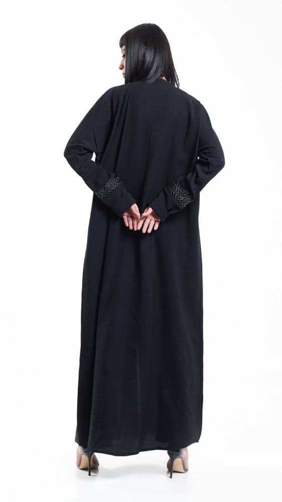 عباية بتطريز ذهبي