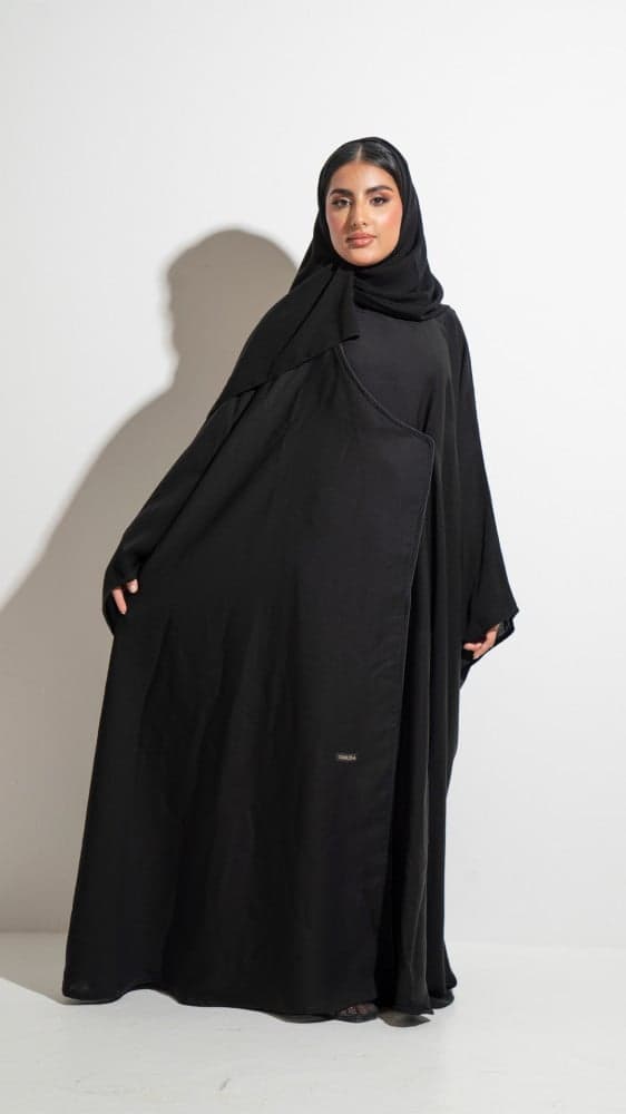 عباية طقطق بقصة منحنية