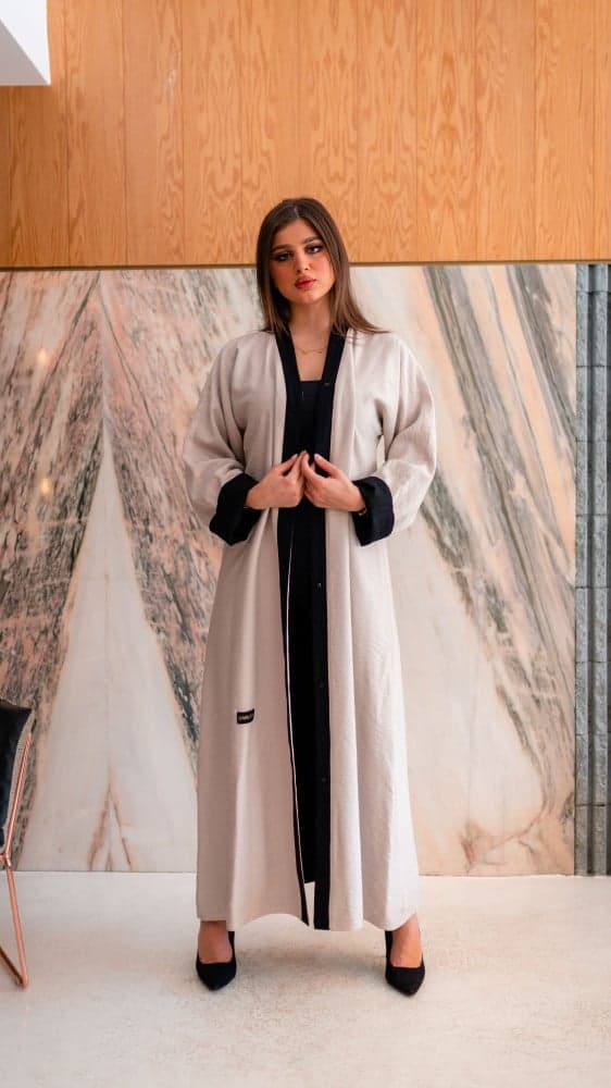 عباية دبل فيس وجهين باللون الاسود والبيج