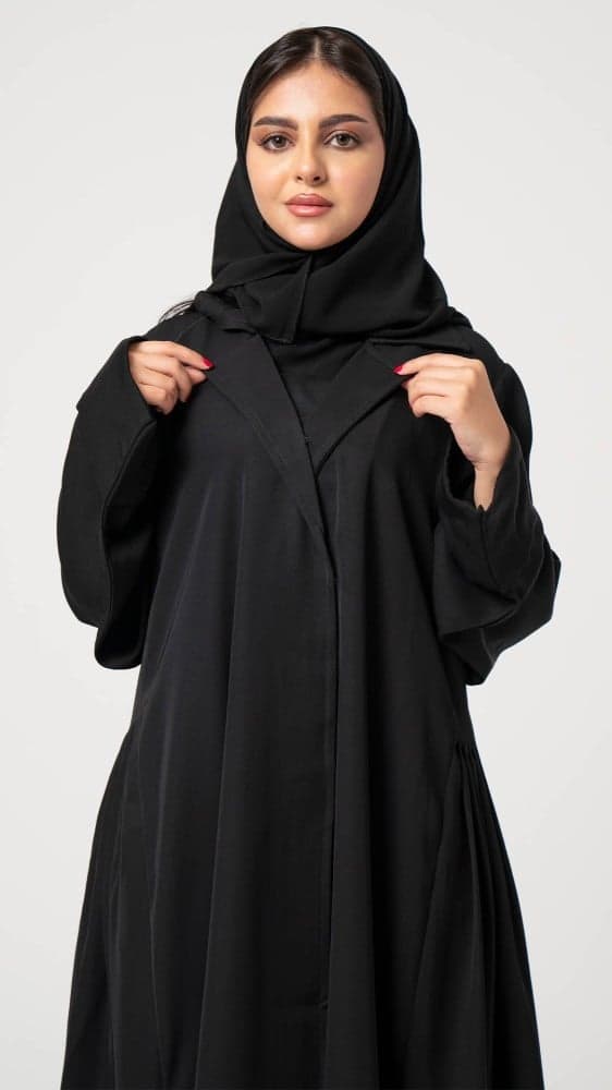 عباية بياقه رسمية وكسرات جانبية