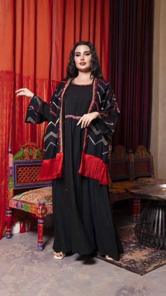 جلابية مع جاكيت