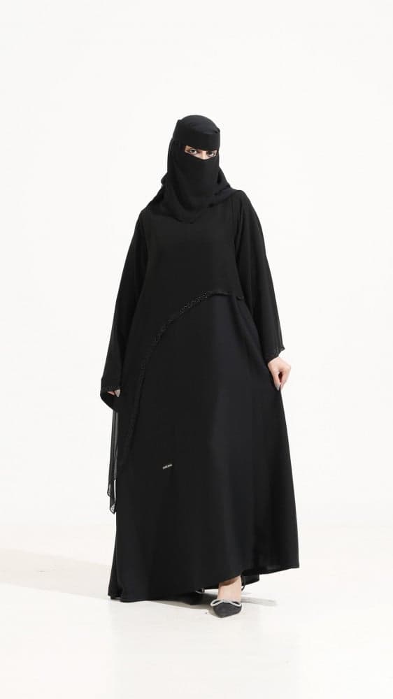 عباية طبقتين بقصه مزينه بفصوص