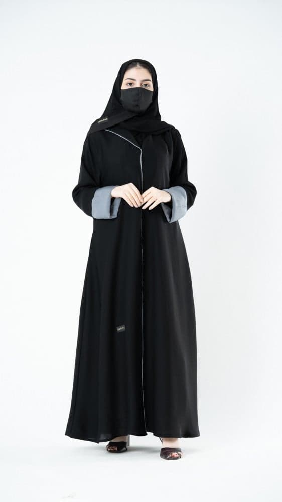 عبايه رسمية بكم فضي