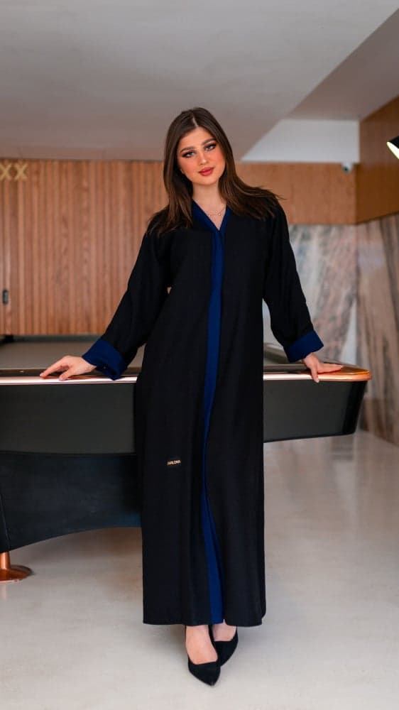 عباية وجهين باللون الاسود والكحلي