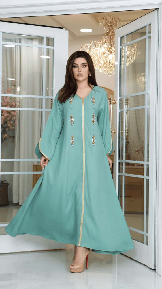 جلابية بلون تفاحي