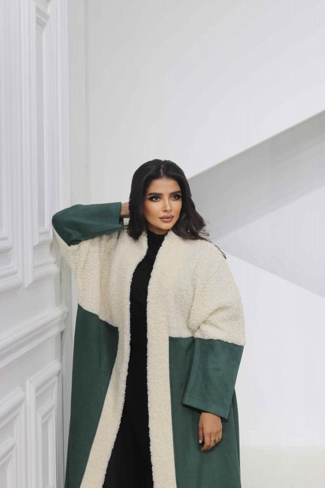 جاكيت بخامتين زيتي وبيج