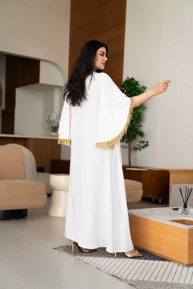 جلابية باكمام مزينة بكلفة