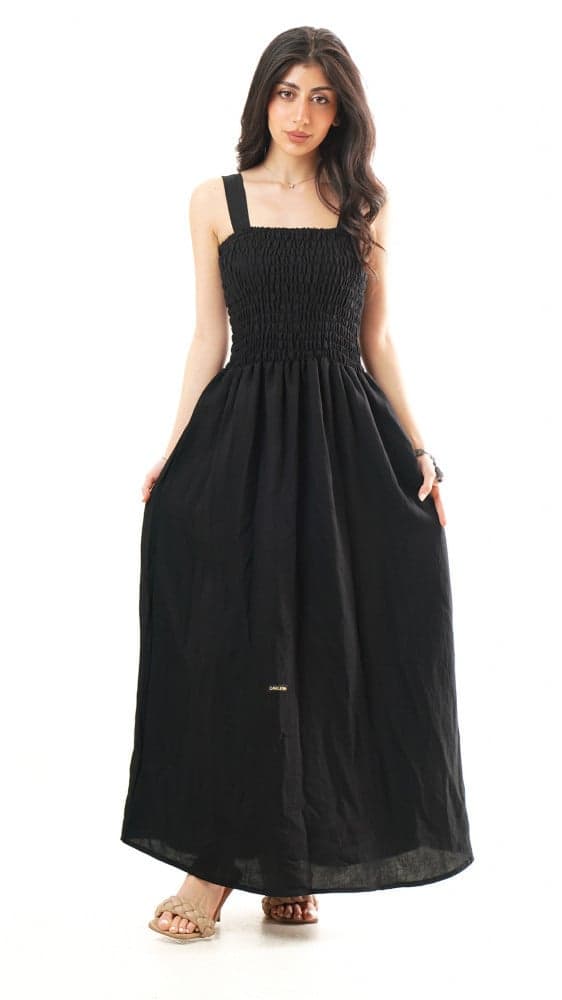 فستان تحت عباية