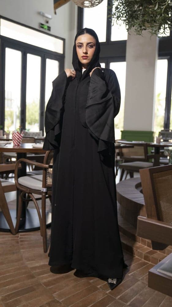 عباية باكمام كلوش