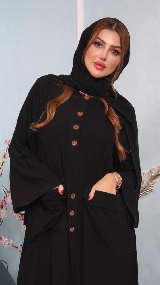 عباية جيوب وتغلق بازرة بلون نحاسي