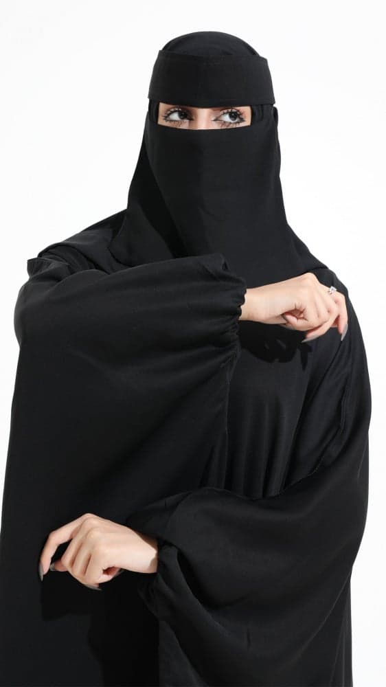 عباية بشت كم مزموم