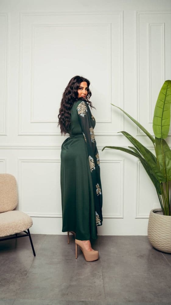 جلابية زيتي بنقوش