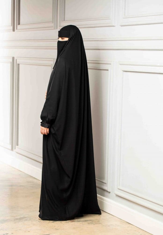 عباية رأس مفتوحة اكمام مطاط