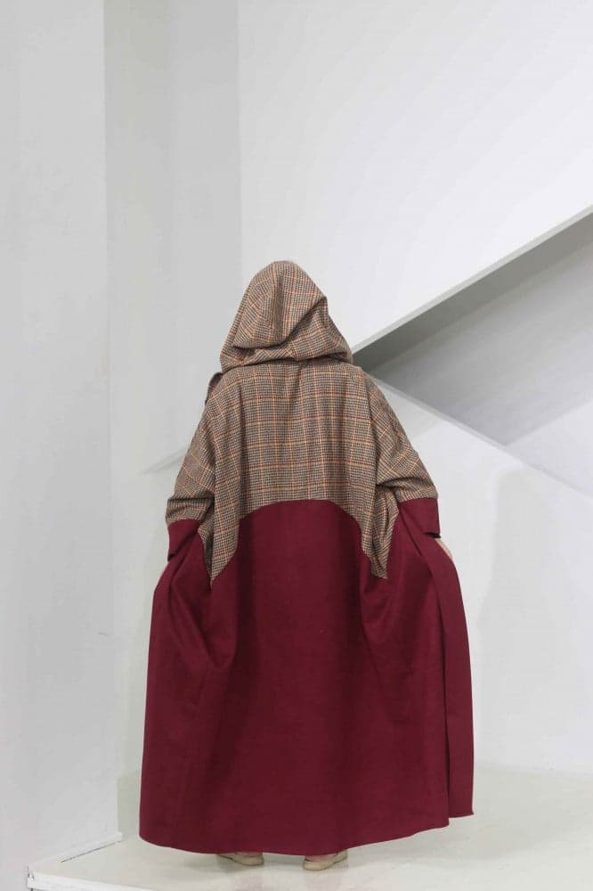 جاكيت كاروهات بقبعه