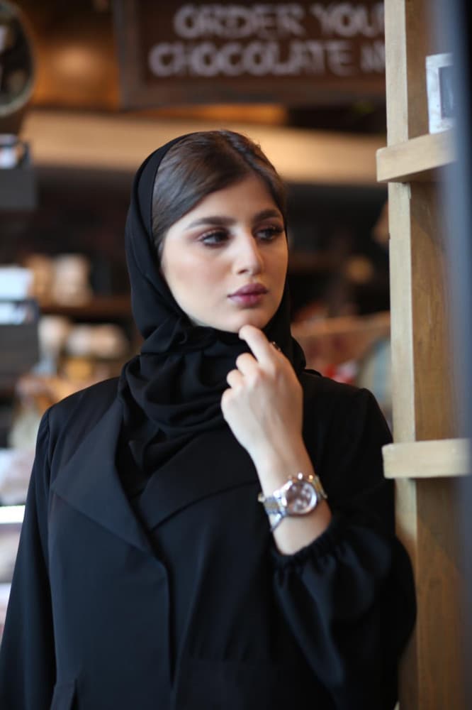 عباية قطعتين بجيوب منفصلة