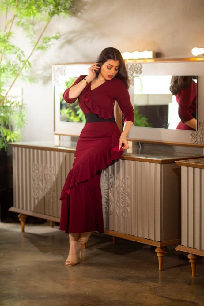 فستان عنابي