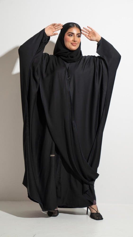 عباية بشت بقصة مميزة