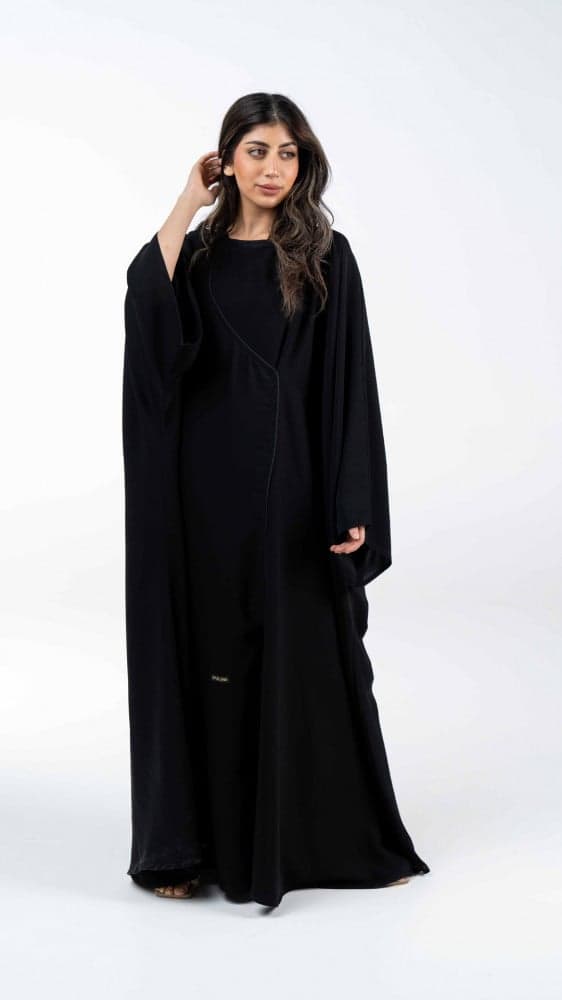 عباية طقطق بقصة منحنية