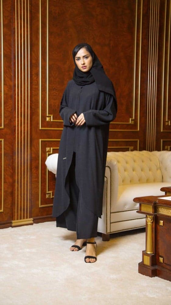 طقم عباية اسود