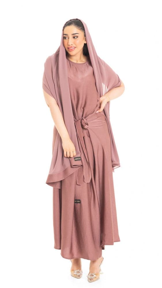 فستان عباية لحمي مع طرحه