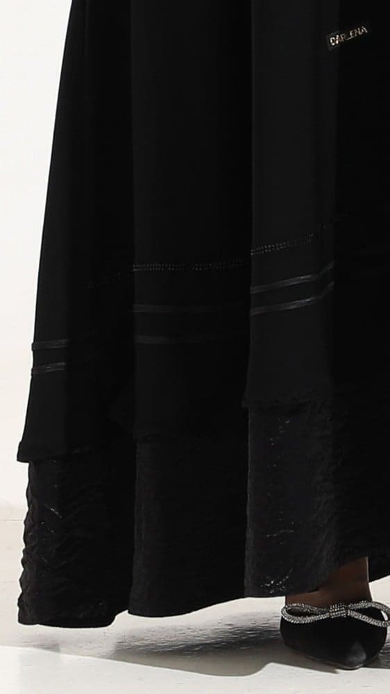 عباية طبقتين من الاسفل باكمام كلوش