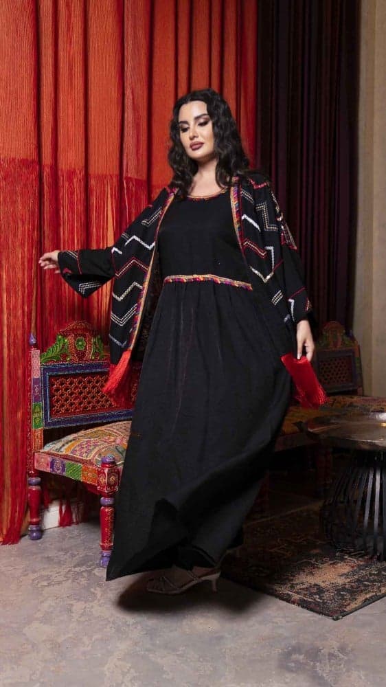 جلابية مع جاكيت