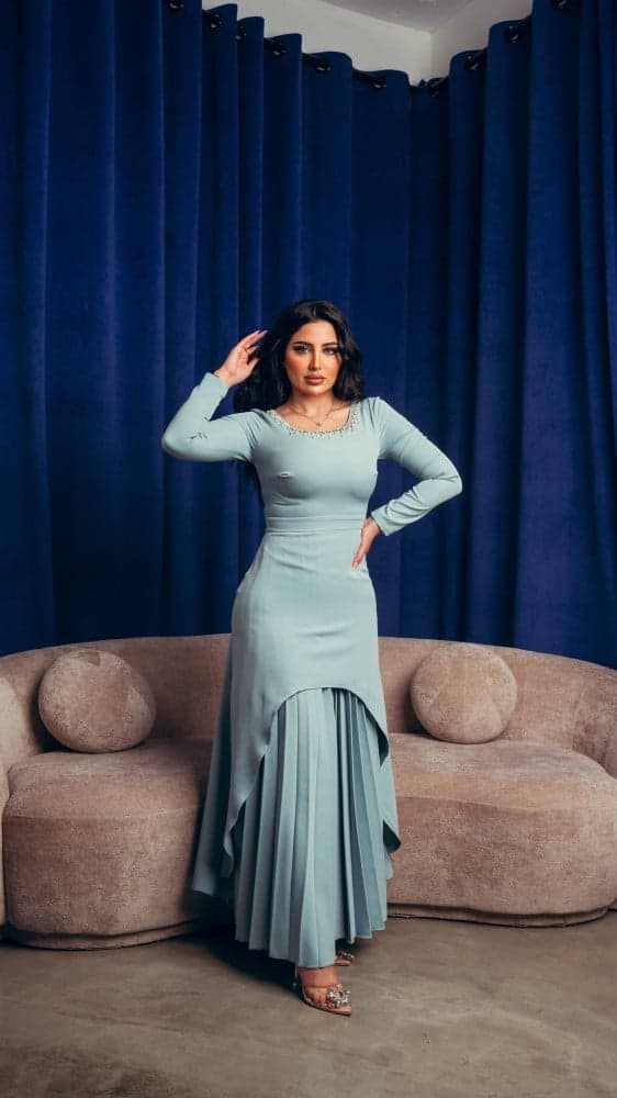 فستان تيفاني بقصة مكسرة