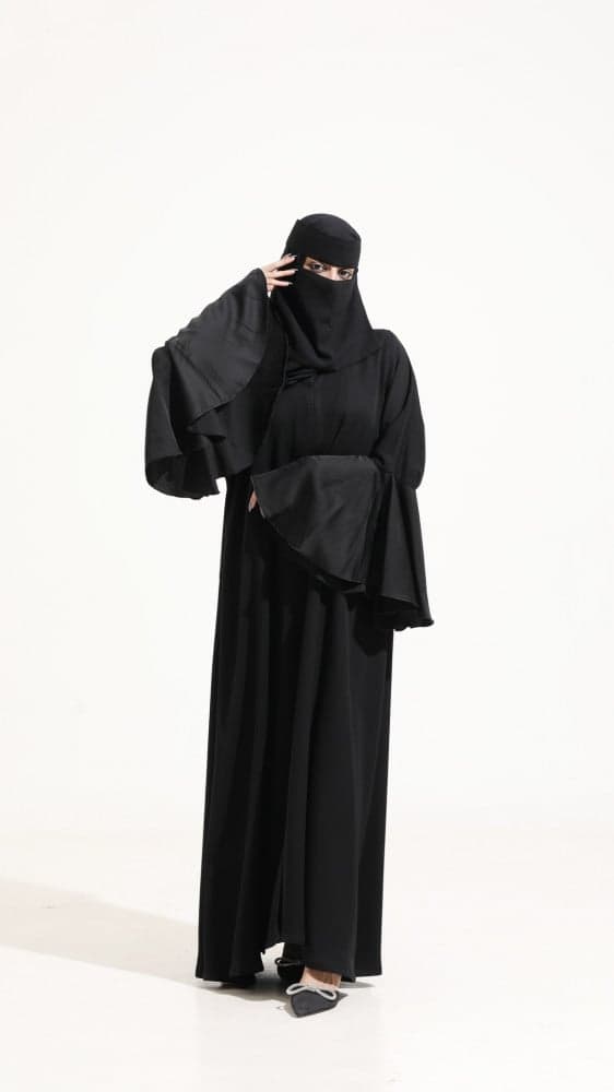 عباية باكمام كلوش