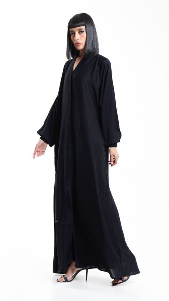 عباية ساده باكمام مطاط وجيوب مخفية