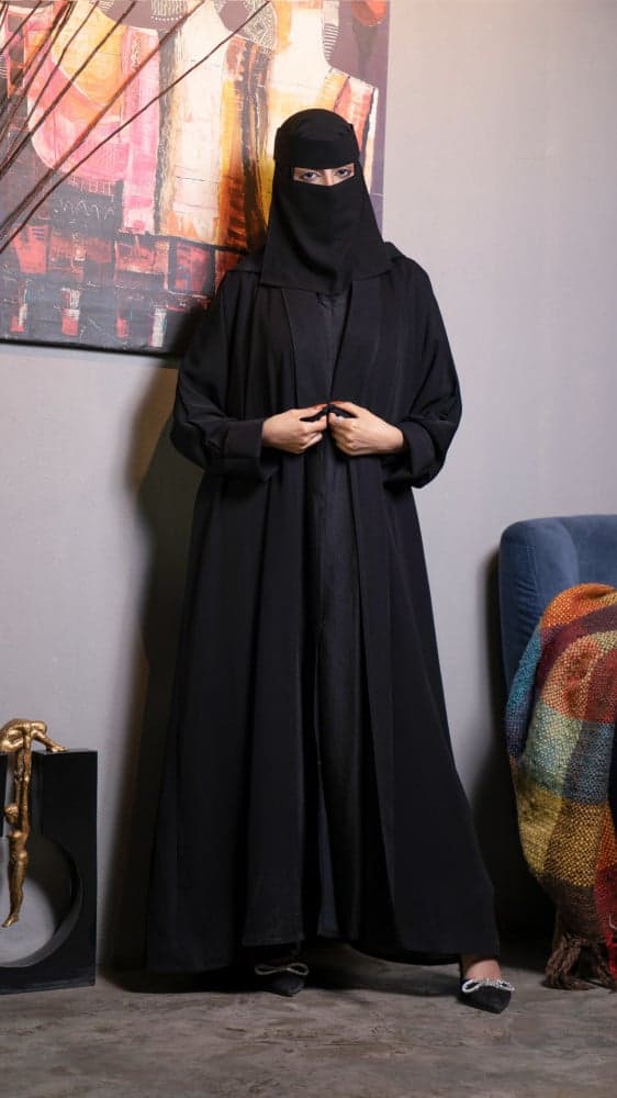 عباية بفستان متصل