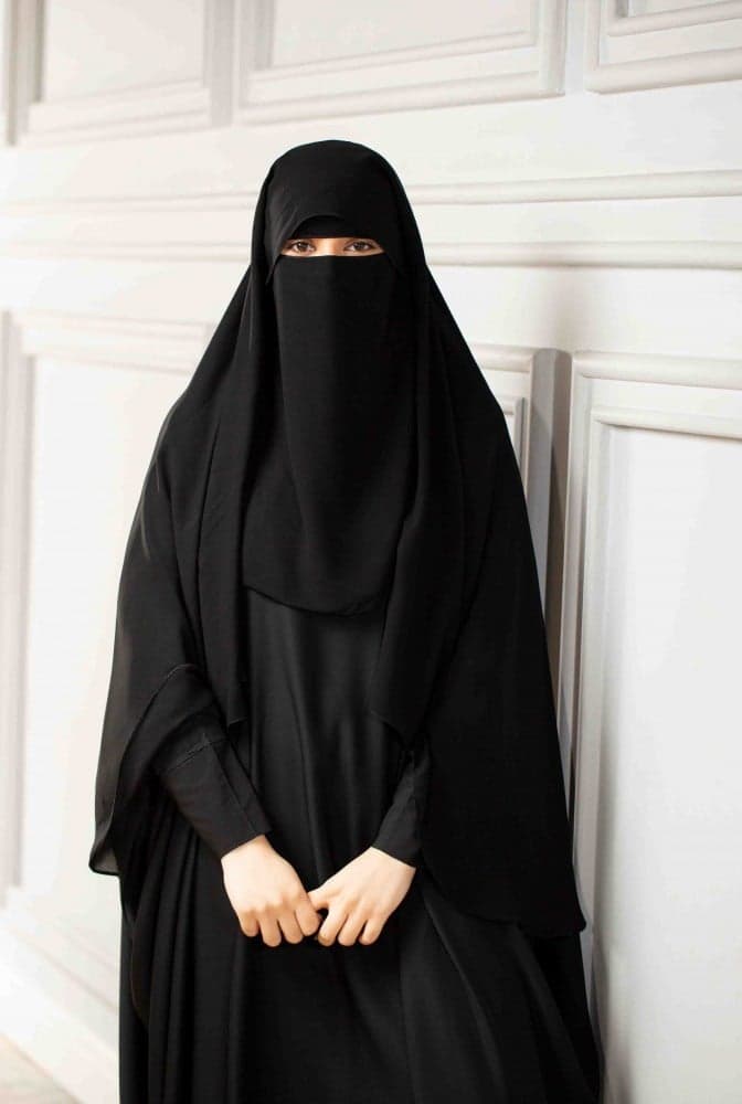 نقاب باب الحارة