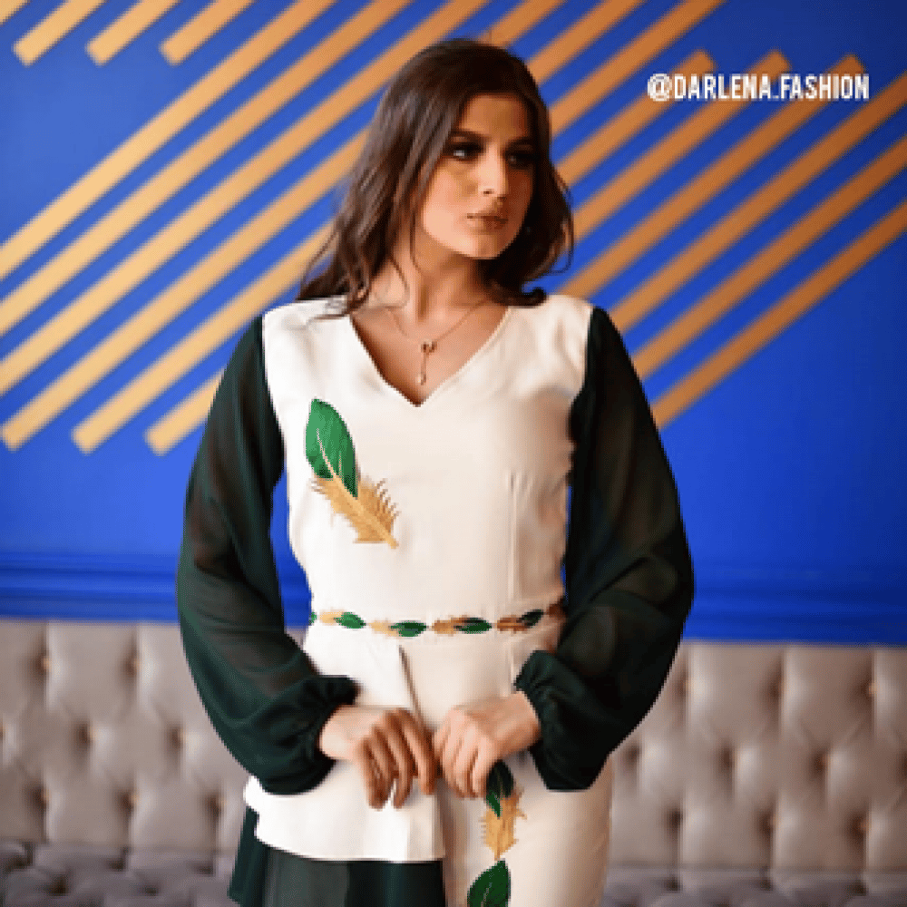 فستان مطرز طويل فخم