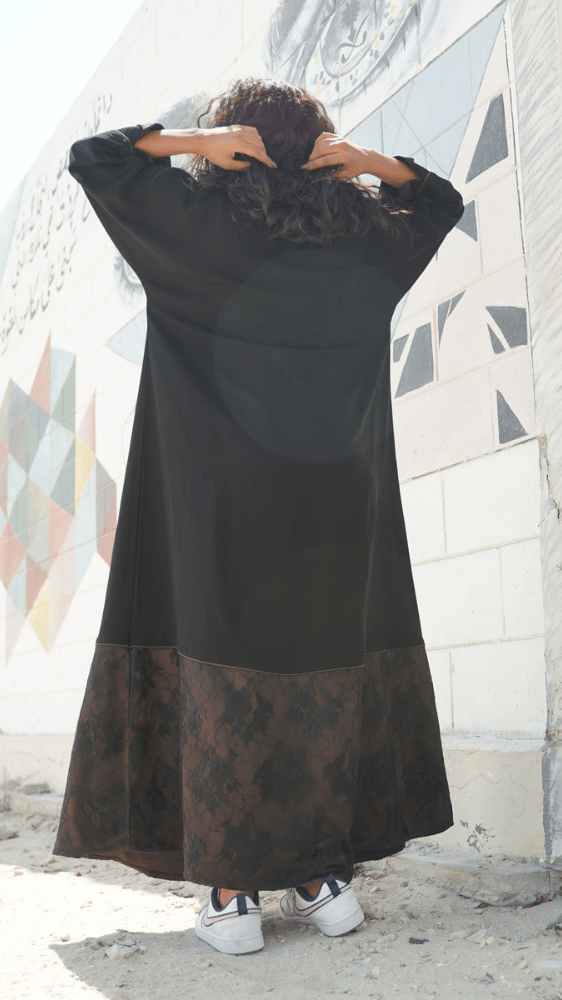 عبايه بدانتيل