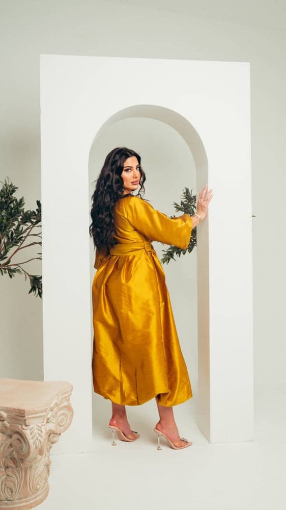 جلابية اصفر بنقوش سدو