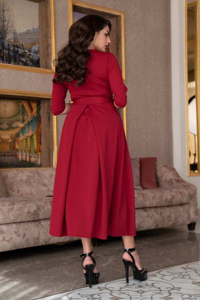 فستان عنابي مطرز طويل راقي