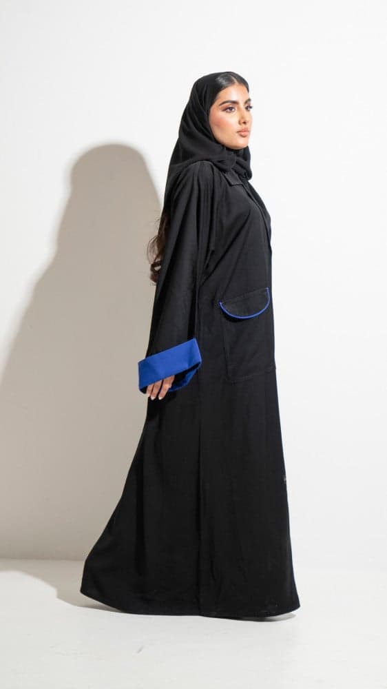 عبايه بجيوب واكمام نيلي