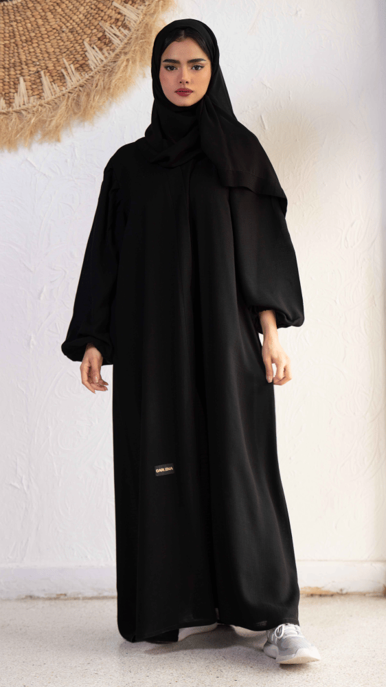 عبايه بكم فرنسي والاكتاف زينت بكسرات